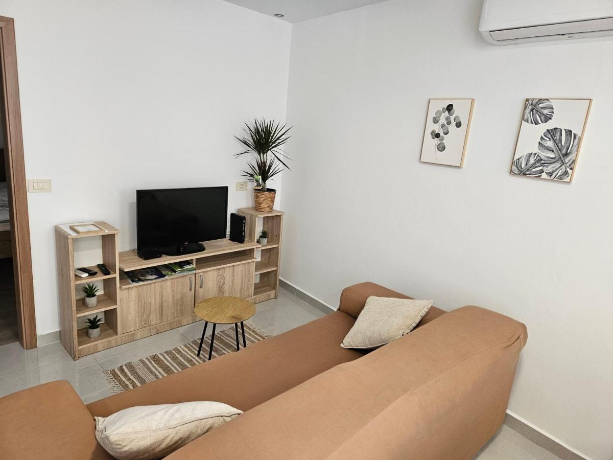 Apartment Gaja, Копер Екстер'єр фото