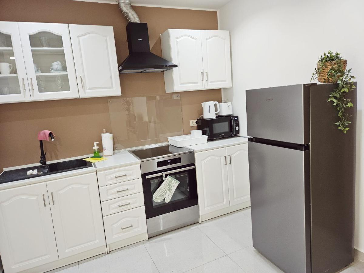 Apartment Gaja, Копер Екстер'єр фото